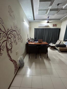 2 BHK Flats & Apartments for Sale in Shyamal Char Rasta, Ahmedabad (1118 Sq.ft.)