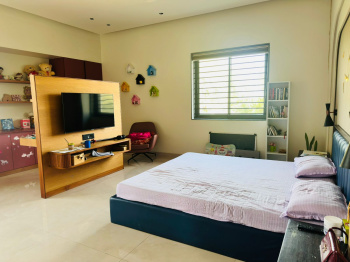 5 BHK Villa for Sale in S G Highway, Ahmedabad (400 Sq. Yards)