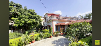 600 Gaj Kothi for Sale, Big Lawn Space, Kitchen Garden, 4 Car Parking, With 4 Car Parking