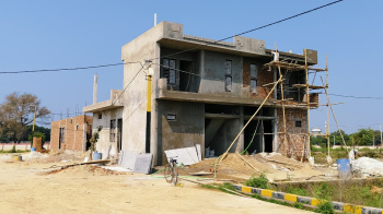 Corner Villa with Luxury Interior in Low Budget