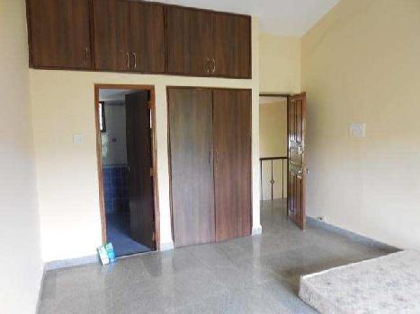 2 BHK Flats & Apartments for Sale in Pisoli, Pune (1000 Sq.ft.)