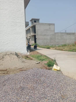 105 Sq. yards semi duplex Sale Near Kendriya Vidyalaya