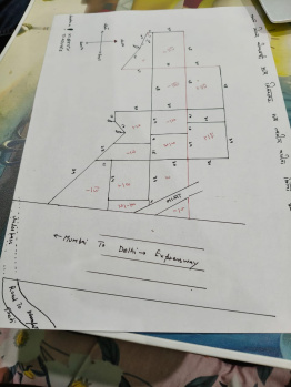 Farm House for Sale in Punahana, Nuh (8 Acre)