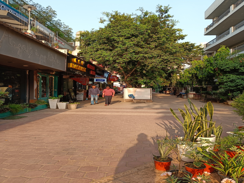 900 Sq.ft. Commercial Shops For Sale In DLF Phase IV, Gurgaon