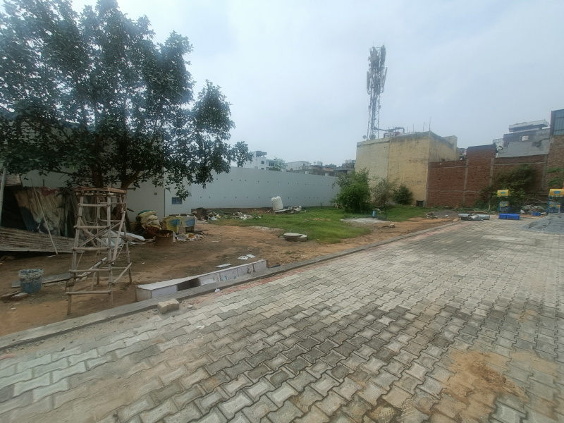 Commercial Lands /Inst. Land For Rent In Golf Course Ext Road, Gurgaon (4500 Sq.ft.)