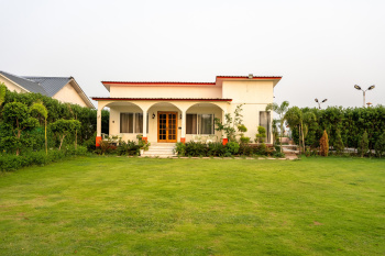 Old Hous Dilliget and all Surat