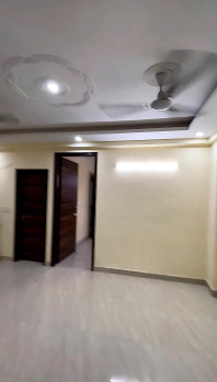 2 BHK Flats & Apartments for Sale in Rajpur Khurd Extension, Chattarpur, Delhi (900 Sq.ft.)