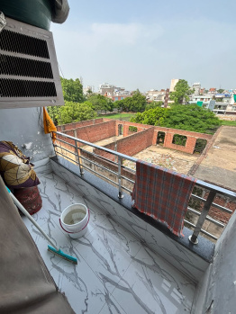 2bhk flat in govind nagar  on 3rd floor front