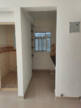 Ready Move 620sqft Flat Sale @ Mahindra City Car Park Lift