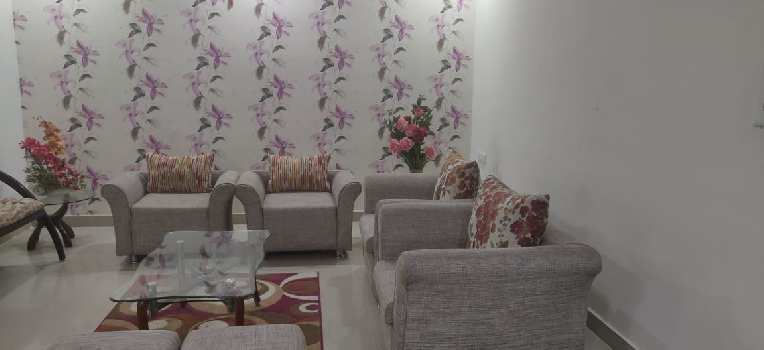 4 BHK Apartment for rent at Kanha Tower, @ E-3 Arera Colony, Close to habibganj railway underbridge