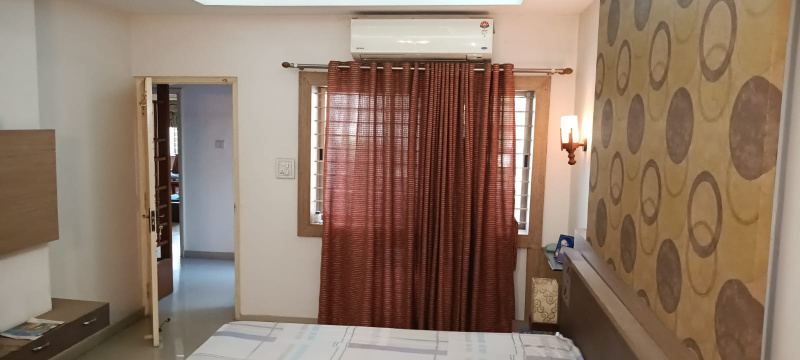 4 BHK Independent House for Sale Near Bawadia Kalan Square in Covered Campus