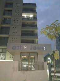 4bhk ready possession spacious flat at an excellent location of bawadiakala