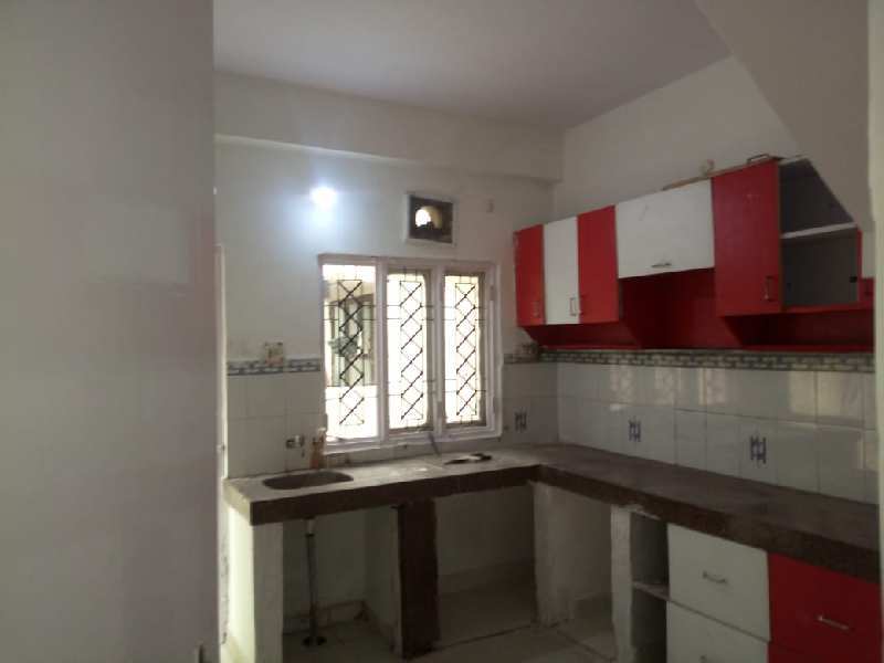 AVAILABLE FOR RENT 3 BHK DUPLEX WITH 3 TOILETS