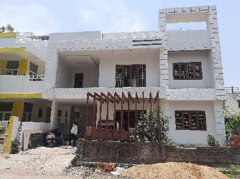 6 bhk ready possession house in a gated society at bawadiakala