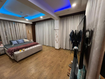 Penthouse for Sale in Sector 88, Faridabad (3700 Sq.ft.)