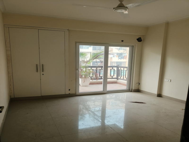 Flats & Apartments for Rent in Crossing Republik, Ghaziabad