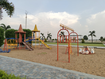 250 feet road per commercial property available