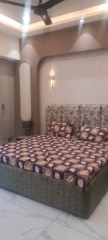 Flats & Apartments for Sale in Gaur City 2, Greater Noida (1298 Sq.ft.)