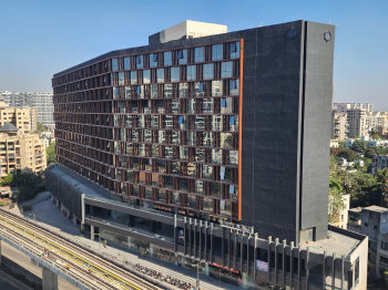 891 sq Ft office on Rent at Balewadi Highstreet, In front of metro station