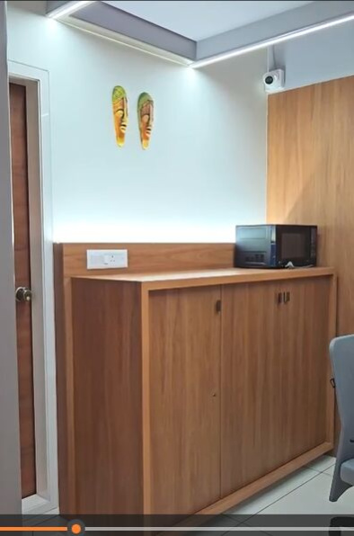 Office Space For Sale In Race Course Circle, Vadodara (2100 Sq.ft.)