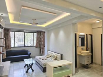 Flats & Apartments for Rent in Bandra West, Mumbai (800 Sq.ft.)