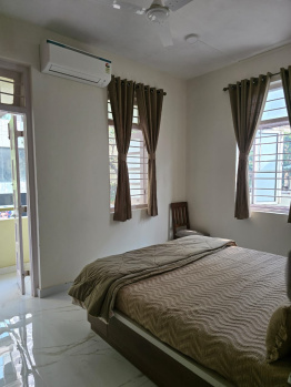 Flats & Apartments for Rent in Bandra West, Mumbai (1350 Sq.ft.)