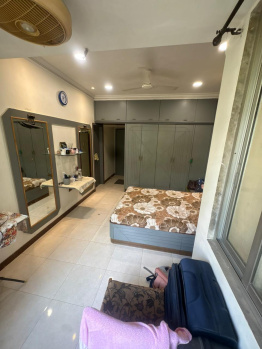 Flats & Apartments for Rent in Bandra West, Mumbai (1800 Sq.ft.)