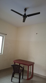 2 bhk house rent in chapu toli.