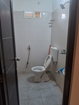 3 bhk semi furnished flat rent in hinoo
