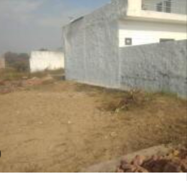 Sector 27 Panchkula attractive Location and near park.