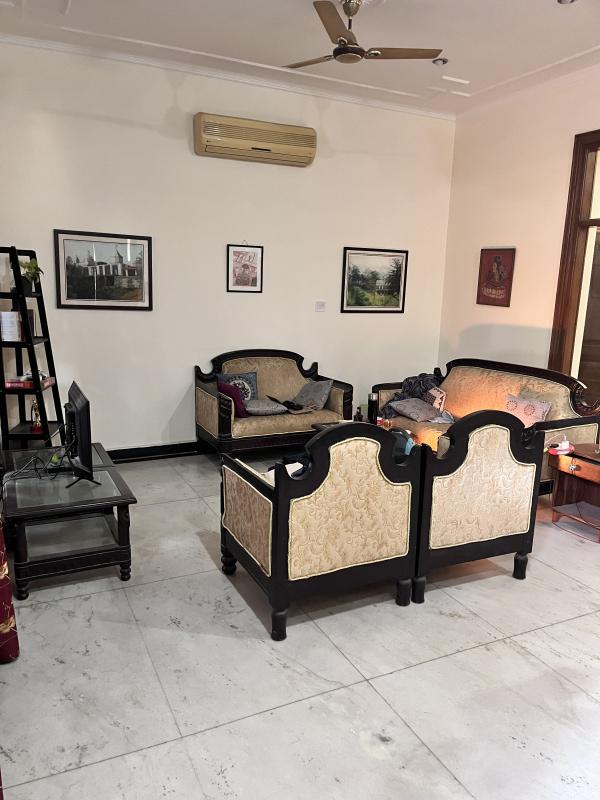Banquet Hall & Guest House For Rent In Sector 45, Gurgaon (500 Sq. Yards)