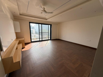 3 BHK Builder Floor for Sale in DLF Phase I, Gurgaon (1800 Sq.ft.)