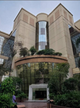 Commercial office space at sector 14