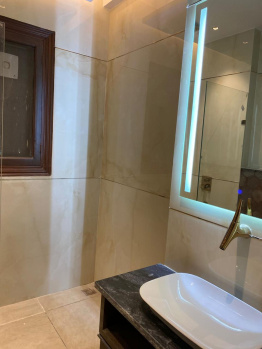 3 BHK Builder Floor for Sale in Sector 57, Gurgaon (2700 Sq.ft.)