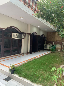 Independent House for Sale in DLF Phase I, Gurgaon (360 Sq. Yards)