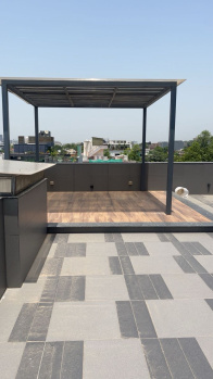 Flats & Apartments for Sale in DLF Phase I, Gurgaon (2430 Sq. Yards)