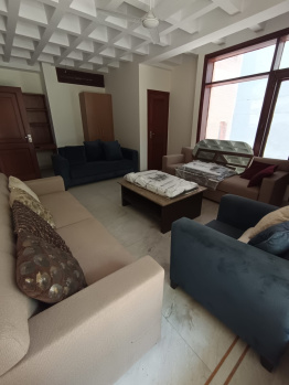 8 BHK Flats & Apartments for Rent in Sikanderpur, Gurgaon (4456 Sq.ft.)