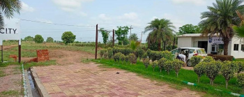 On Highway Bhiwari plot available