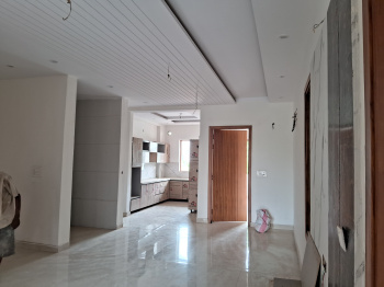 Builder Floor for Sale in Sector 81, Faridabad (1350 Sq.ft.)