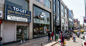 Showrooms for Rent in Gulmohar Colony, Bhopal (450 Sq.ft.)