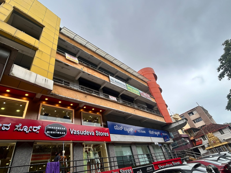 Commercial Shops for Rent in Hampankatta, Mangalore (5000 Sq.ft.)