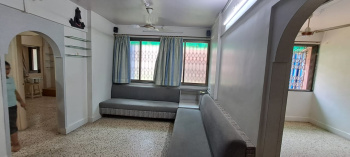 Rent 3 bhk semi furnished flat