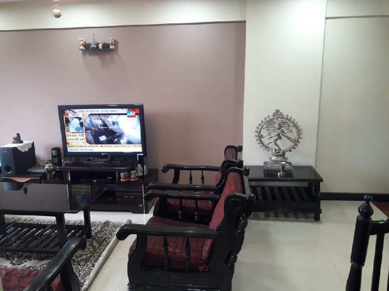 1 BHK Flats & Apartments for Rent in Aadarsh Nagar, Thane (550 Sq.ft.)