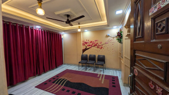 Flats & Apartments for Sale in I C Colony, Mumbai (450 Sq.ft.)
