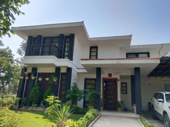 Gated Community Luxury Villa Gurgaon
