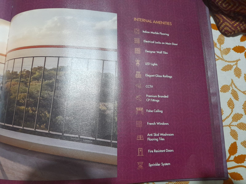 Flats & Apartments For Sale In Vile Parle West, Mumbai (1700 Sq.ft.)