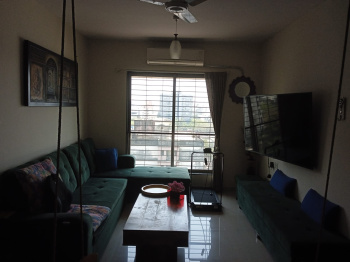 Flats & Apartments for Sale in Vile Parle West, Mumbai (675 Sq.ft.)
