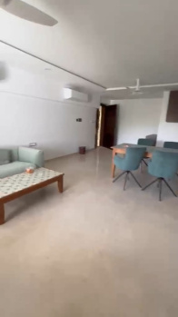 Flats & Apartments for Sale in Juhu, Mumbai (1123 Sq.ft.)