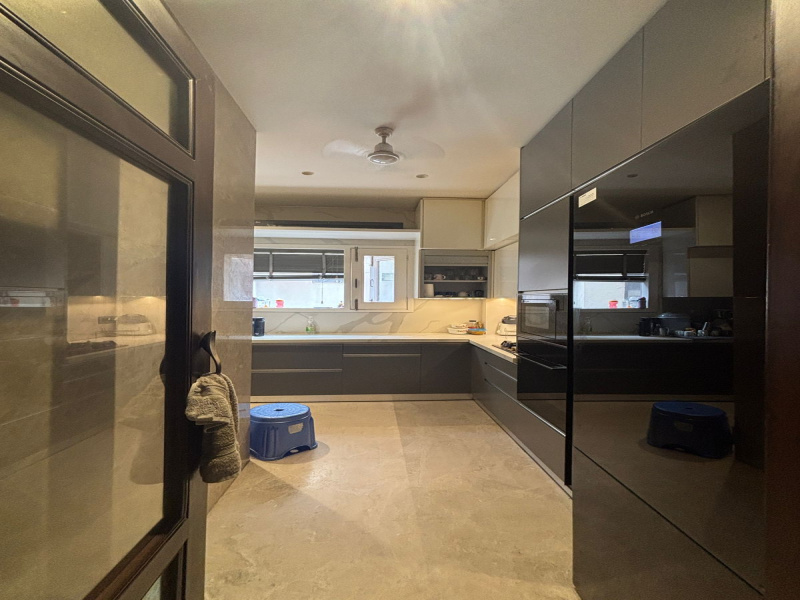 Flats & Apartments For Sale In Block C, Vasant Vihar, Delhi (400 Sq. Yards)