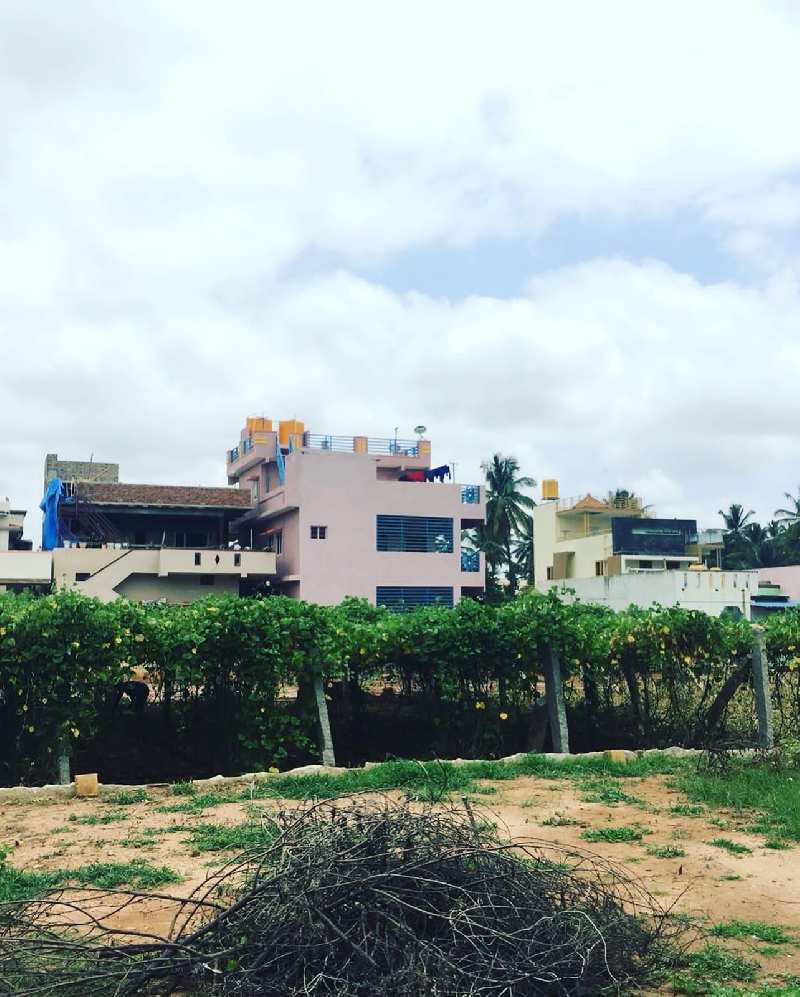 3 guntas Land for sale @ Doddabalapura Town. Suitable for investment or Rent income building